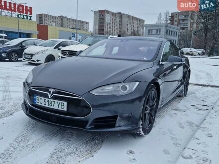 Тесла Модель С 2015 в Львове на Automoto.ua Серый Тесла Модель С, объемом двигателя 0 л и пробегом 74 тыс. км за 15499 $, фото 1 на Automoto.ua