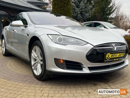 Тесла Модель С 2015 в Львове на Automoto.ua Серый Тесла Модель С, объемом двигателя 70 л и пробегом 153 тыс. км за 14690 $, фото 1 на Automoto.ua