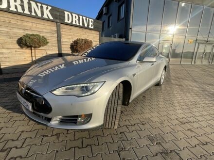 Серый Тесла Модель С, объемом двигателя 0 л и пробегом 170 тыс. км за 13900 $, фото 1 на Automoto.ua