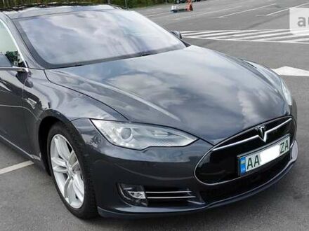 Серый Тесла Модель С, объемом двигателя 0 л и пробегом 185 тыс. км за 22000 $, фото 1 на Automoto.ua