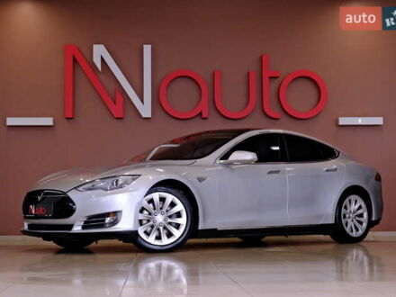 Сірий Тесла Модель С, об'ємом двигуна 0 л та пробігом 137 тис. км за 12900 $, фото 1 на Automoto.ua
