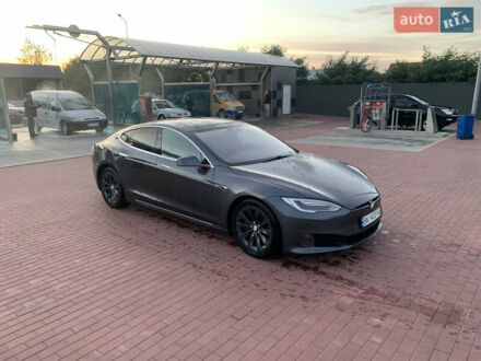 Тесла Модель С 2016 в Сарнах на Automoto.ua Серый Тесла Модель С, объемом двигателя 0 л и пробегом 136 тыс. км за 16100 $, фото 1 на Automoto.ua