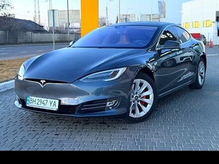 Серый Тесла Модель С, объемом двигателя 75 л и пробегом 212 тыс. км за 13800 $, фото 1 на Automoto.ua