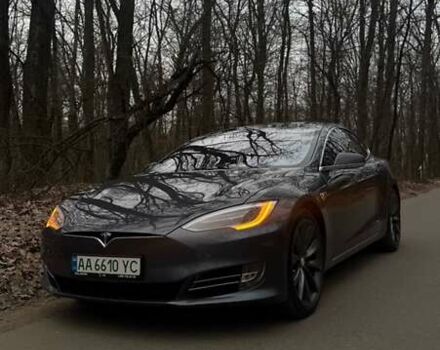 Серый Тесла Модель С, объемом двигателя 0 л и пробегом 124 тыс. км за 15900 $, фото 1 на Automoto.ua