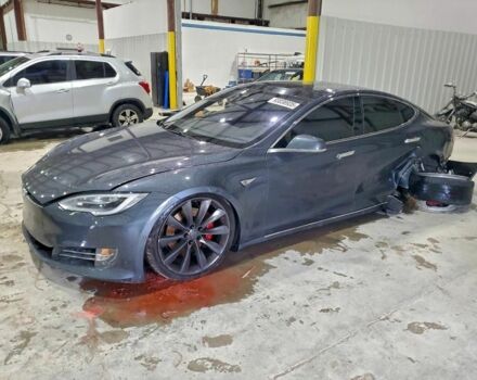 Серый Тесла Модель С, объемом двигателя 0 л и пробегом 195 тыс. км за 12300 $, фото 1 на Automoto.ua