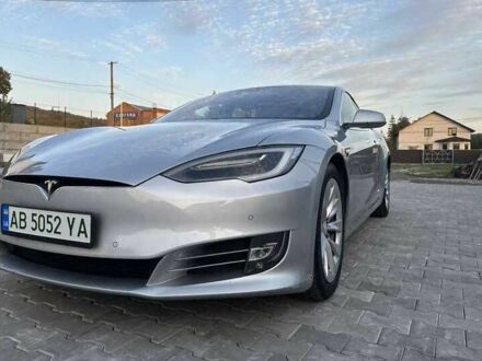Сірий Тесла Модель С, об'ємом двигуна 0 л та пробігом 210 тис. км за 9508 $, фото 1 на Automoto.ua