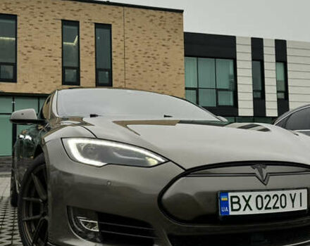 Сірий Тесла Модель С, об'ємом двигуна 0 л та пробігом 156 тис. км за 20000 $, фото 1 на Automoto.ua