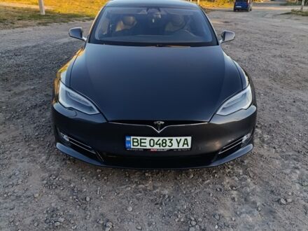 Серый Тесла Модель С, объемом двигателя 0 л и пробегом 86 тыс. км за 21000 $, фото 1 на Automoto.ua