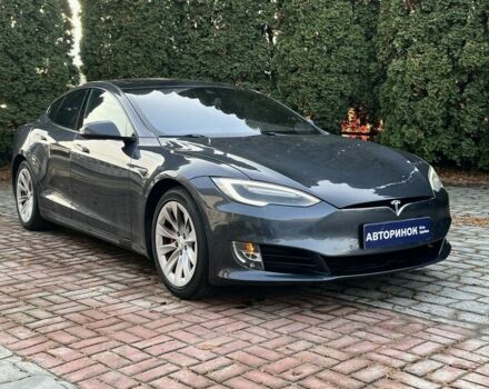 Сірий Тесла Модель С, об'ємом двигуна 0 л та пробігом 200 тис. км за 15500 $, фото 1 на Automoto.ua