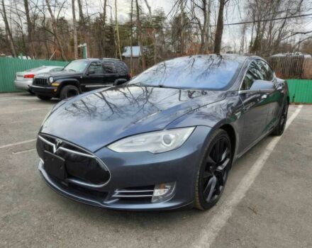 Сірий Тесла Модель С, об'ємом двигуна 0 л та пробігом 70 тис. км за 4000 $, фото 1 на Automoto.ua