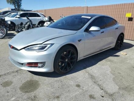 Тесла Модель С 2016 в Бережанах на Automoto.ua Серый Тесла Модель С, объемом двигателя 0 л и пробегом 78 тыс. км за 4500 $, фото 1 на Automoto.ua