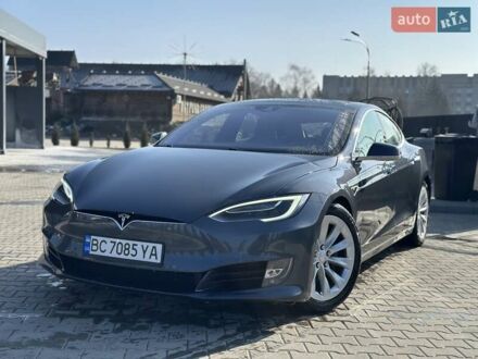 Тесла Модель С 2016 в Буске на Automoto.ua Серый Тесла Модель С, объемом двигателя 0 л и пробегом 120 тыс. км за 17500 $, фото 1 на Automoto.ua