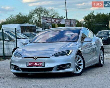Серый Тесла Модель С, объемом двигателя 0 л и пробегом 95 тыс. км за 16900 $, фото 1 на Automoto.ua