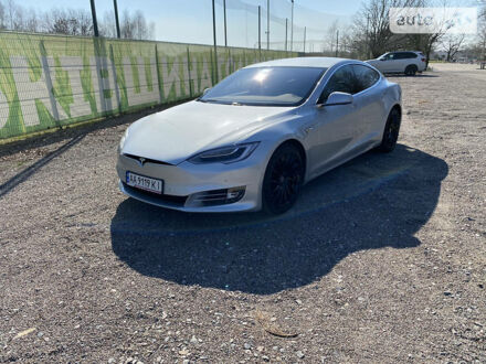 Тесла Модель С 2016 в Киеве на Automoto.ua Серый Тесла Модель С, объемом двигателя 0 л и пробегом 68 тыс. км за 39200 $, фото 1 на Automoto.ua