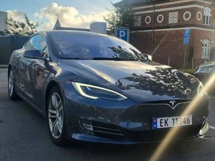 Тесла Модель С 2016 в Буске на Automoto.ua Серый Тесла Модель С, объемом двигателя 0 л и пробегом 171 тыс. км за 21000 $, фото 1 на Automoto.ua