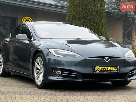 Серый Тесла Модель С, объемом двигателя 0 л и пробегом 150 тыс. км за 20999 $, фото 1 на Automoto.ua