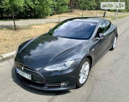 Сірий Тесла Модель С, об'ємом двигуна 0 л та пробігом 118 тис. км за 18400 $, фото 1 на Automoto.ua