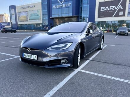 Тесла Модель С 2016 у Києві на Automoto.ua Сірий Тесла Модель С, об'ємом двигуна 0 л та пробігом 130 тис. км за 18300 $, фото 1 на Automoto.ua