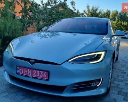 Серый Тесла Модель С, объемом двигателя 0 л и пробегом 144 тыс. км за 16900 $, фото 1 на Automoto.ua