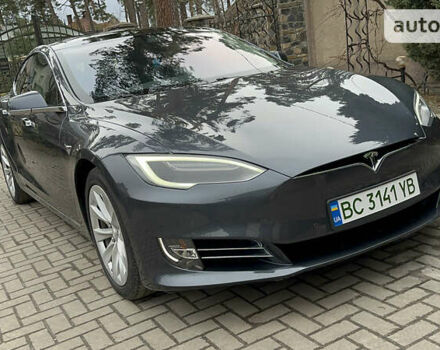 Серый Тесла Модель С, объемом двигателя 0 л и пробегом 155 тыс. км за 25500 $, фото 1 на Automoto.ua
