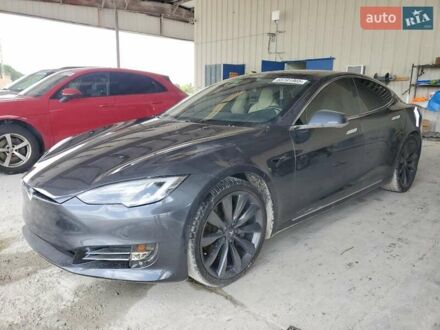 Тесла Модель С 2017 в Полтаве на Automoto.ua Серый Тесла Модель С, объемом двигателя 0 л и пробегом 128 тыс. км за 7900 $, фото 1 на Automoto.ua