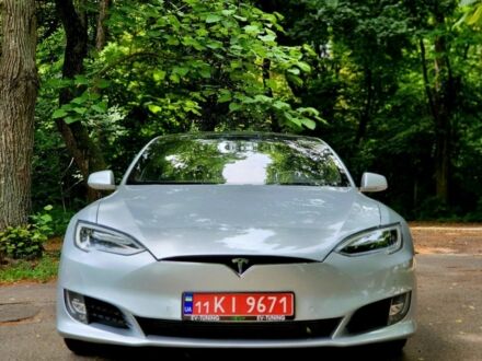 Тесла Модель С 2017 в Киеве на Automoto.ua Серый Тесла Модель С, объемом двигателя 0 л и пробегом 172 тыс. км за 16500 $, фото 1 на Automoto.ua