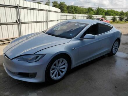 Сірий Тесла Модель С, об'ємом двигуна 0 л та пробігом 72 тис. км за 8500 $, фото 1 на Automoto.ua