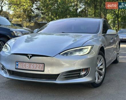 Серый Тесла Модель С, объемом двигателя 0 л и пробегом 140 тыс. км за 21700 $, фото 1 на Automoto.ua