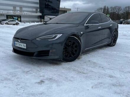 Серый Тесла Модель С, объемом двигателя 0 л и пробегом 192 тыс. км за 18000 $, фото 1 на Automoto.ua