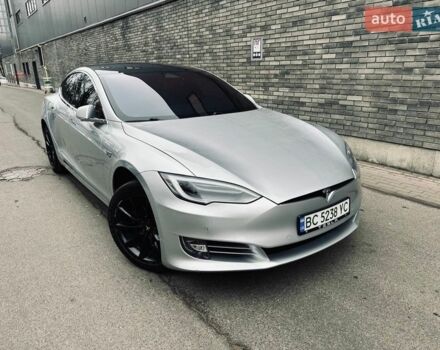 Серый Тесла Модель С, объемом двигателя 0 л и пробегом 162 тыс. км за 16700 $, фото 1 на Automoto.ua