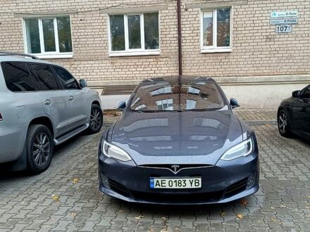 Сірий Тесла Модель С, об'ємом двигуна 0 л та пробігом 109 тис. км за 19500 $, фото 1 на Automoto.ua