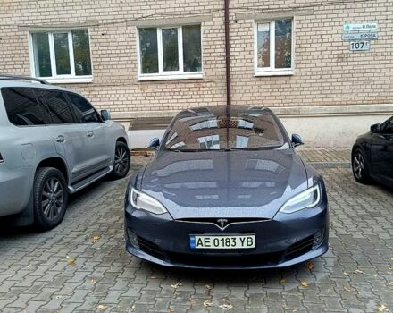 Серый Тесла Модель С, объемом двигателя 0 л и пробегом 109 тыс. км за 19500 $, фото 1 на Automoto.ua