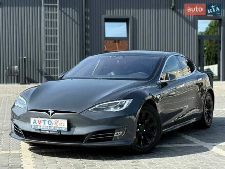 Тесла Модель С 2017 в Кривом Роге на Automoto.ua Серый Тесла Модель С, объемом двигателя 0 л и пробегом 136 тыс. км за 16900 $, фото 1 на Automoto.ua
