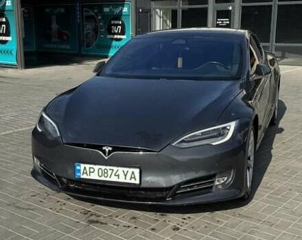 Серый Тесла Модель С, объемом двигателя 0 л и пробегом 102 тыс. км за 17200 $, фото 1 на Automoto.ua