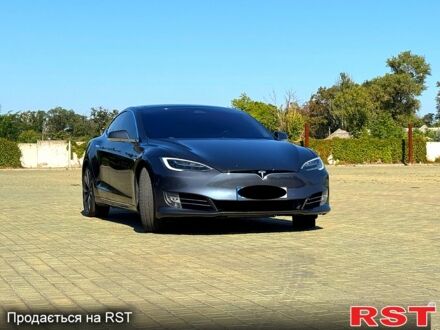 Серый Тесла Модель С, объемом двигателя 0.32 л и пробегом 160 тыс. км за 15999 $, фото 1 на Automoto.ua