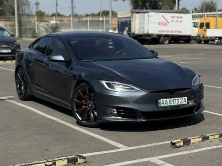 Тесла Модель С 2017 у Дніпро (Дніпропетровську) на Automoto.ua Сірий Тесла Модель С, об'ємом двигуна 0 л та пробігом 107 тис. км за 26500 $, фото 1 на Automoto.ua