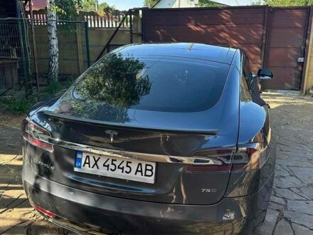 Серый Тесла Модель С, объемом двигателя 0 л и пробегом 88 тыс. км за 17500 $, фото 1 на Automoto.ua