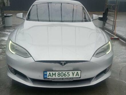 Серый Тесла Модель С, объемом двигателя 0 л и пробегом 273 тыс. км за 18200 $, фото 1 на Automoto.ua