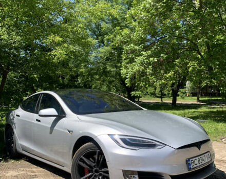 Сірий Тесла Модель С, об'ємом двигуна 0 л та пробігом 215 тис. км за 24900 $, фото 1 на Automoto.ua