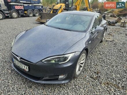 Тесла Модель С 2017 у Вінниці на Automoto.ua Сірий Тесла Модель С, об'ємом двигуна 0 л та пробігом 138 тис. км за 18500 $, фото 1 на Automoto.ua