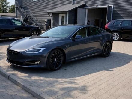 Серый Тесла Модель С, объемом двигателя 0 л и пробегом 217 тыс. км за 18600 $, фото 1 на Automoto.ua