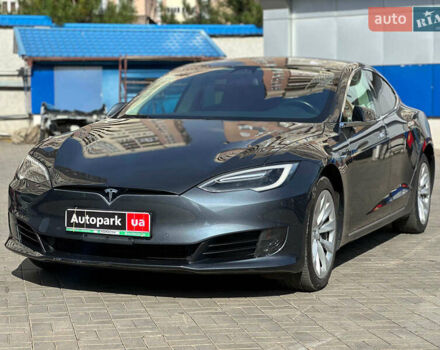 Серый Тесла Модель С, объемом двигателя 0 л и пробегом 50 тыс. км за 19230 $, фото 1 на Automoto.ua