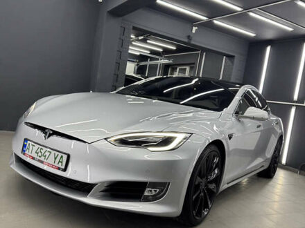 Тесла Модель С 2017 в Коломые на Automoto.ua Серый Тесла Модель С, объемом двигателя 0 л и пробегом 72 тыс. км за 18300 $, фото 1 на Automoto.ua