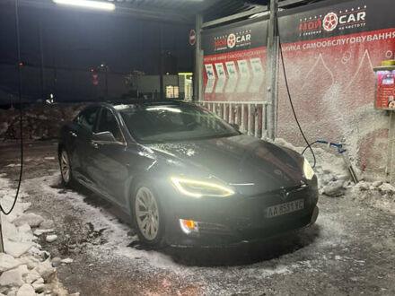 Сірий Тесла Модель С, об'ємом двигуна 0 л та пробігом 160 тис. км за 18500 $, фото 1 на Automoto.ua