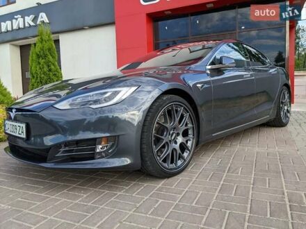 Тесла Модель С 2017 в Харькове на Automoto.ua Серый Тесла Модель С, объемом двигателя 0 л и пробегом 74 тыс. км за 59000 $, фото 1 на Automoto.ua