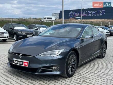 Тесла Модель С 2017 в Львове на Automoto.ua Серый Тесла Модель С, объемом двигателя 0 л и пробегом 169 тыс. км за 21990 $, фото 1 на Automoto.ua