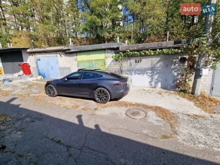 Сірий Тесла Модель С, об'ємом двигуна 0 л та пробігом 140 тис. км за 28000 $, фото 1 на Automoto.ua