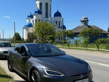 Серый Тесла Модель С, объемом двигателя 0 л и пробегом 76 тыс. км за 24500 $, фото 1 на Automoto.ua