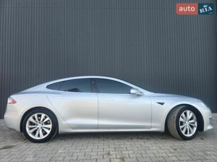 Серый Тесла Модель С, объемом двигателя 0 л и пробегом 183 тыс. км за 16900 $, фото 1 на Automoto.ua