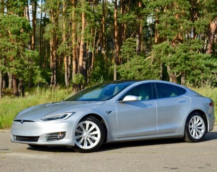 Сірий Тесла Модель С, об'ємом двигуна 0 л та пробігом 8 тис. км за 75000 $, фото 1 на Automoto.ua